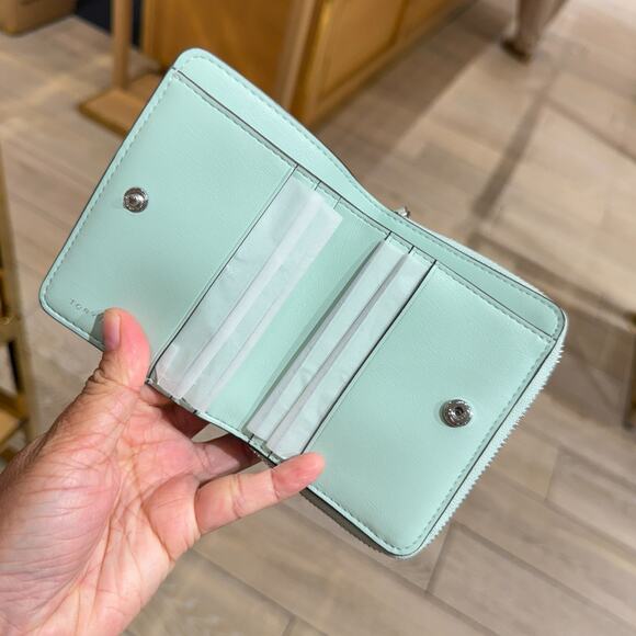 Tory Burch Emerson Shiny Textured Mini Wallet 177015 Mint Drop $195 - Picture 3 of 6